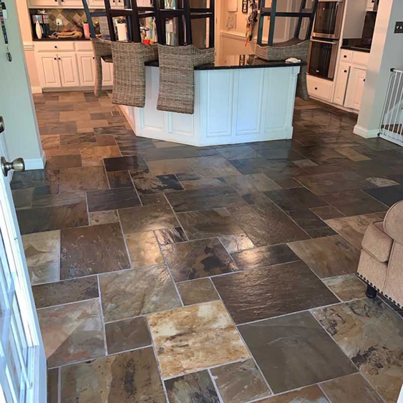 Tile and grout cleaning in the kitchen