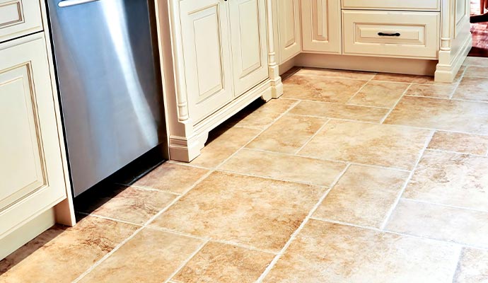 Kitchen floor with limestone tile Kitchen floor with limestone tile